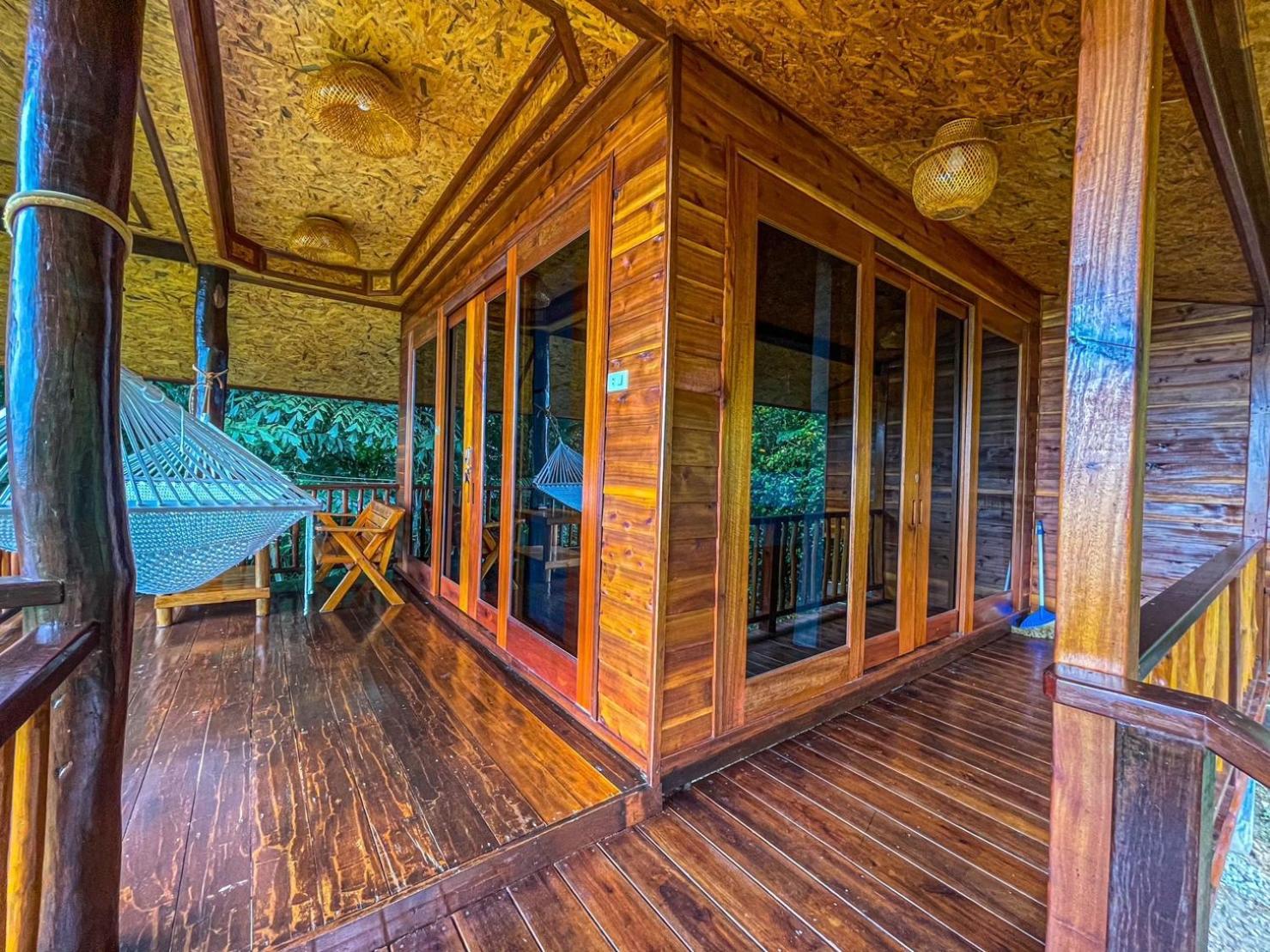Bed & Breakfast Hillhouse - *