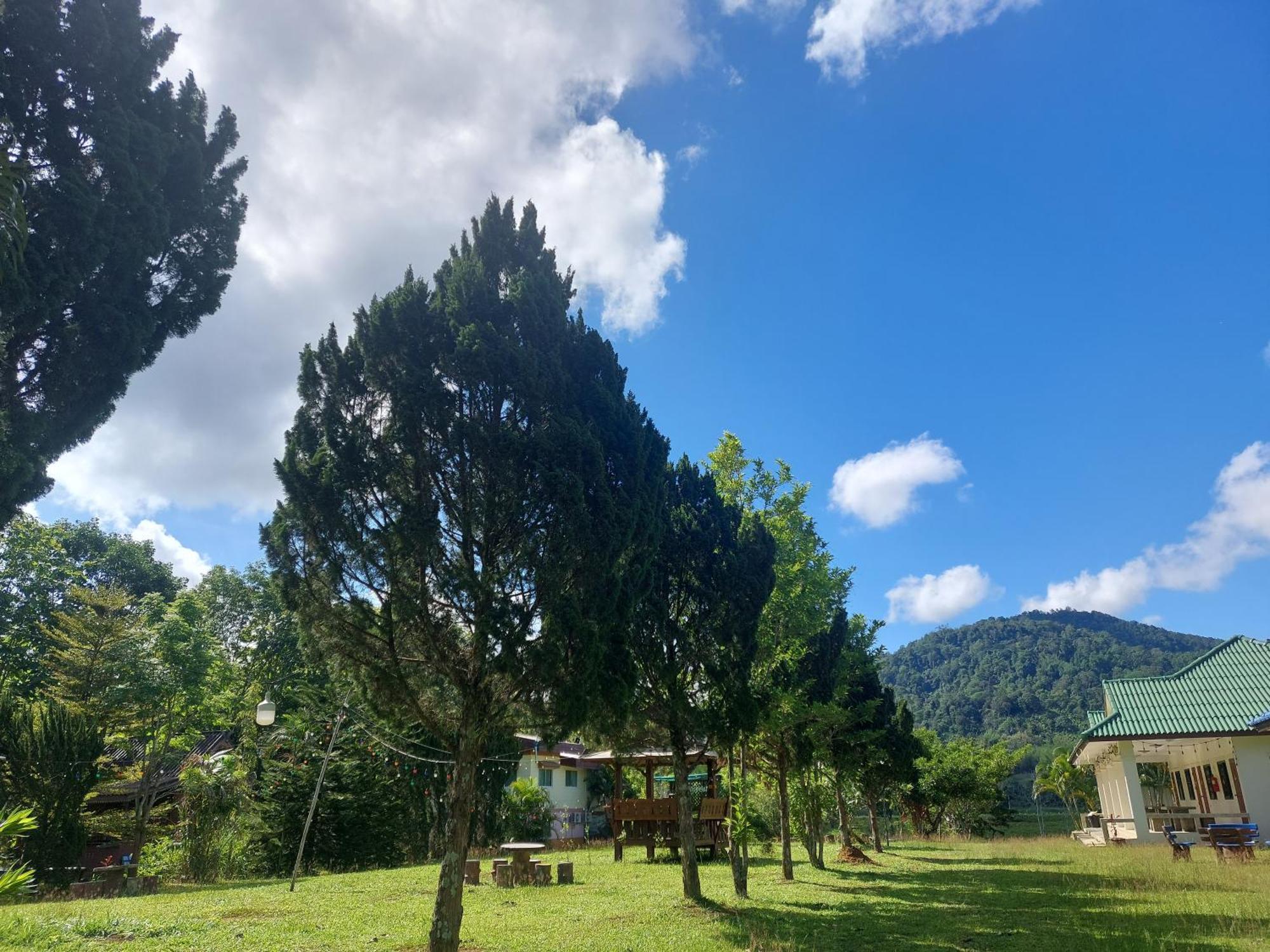 Phulomnum Resort *