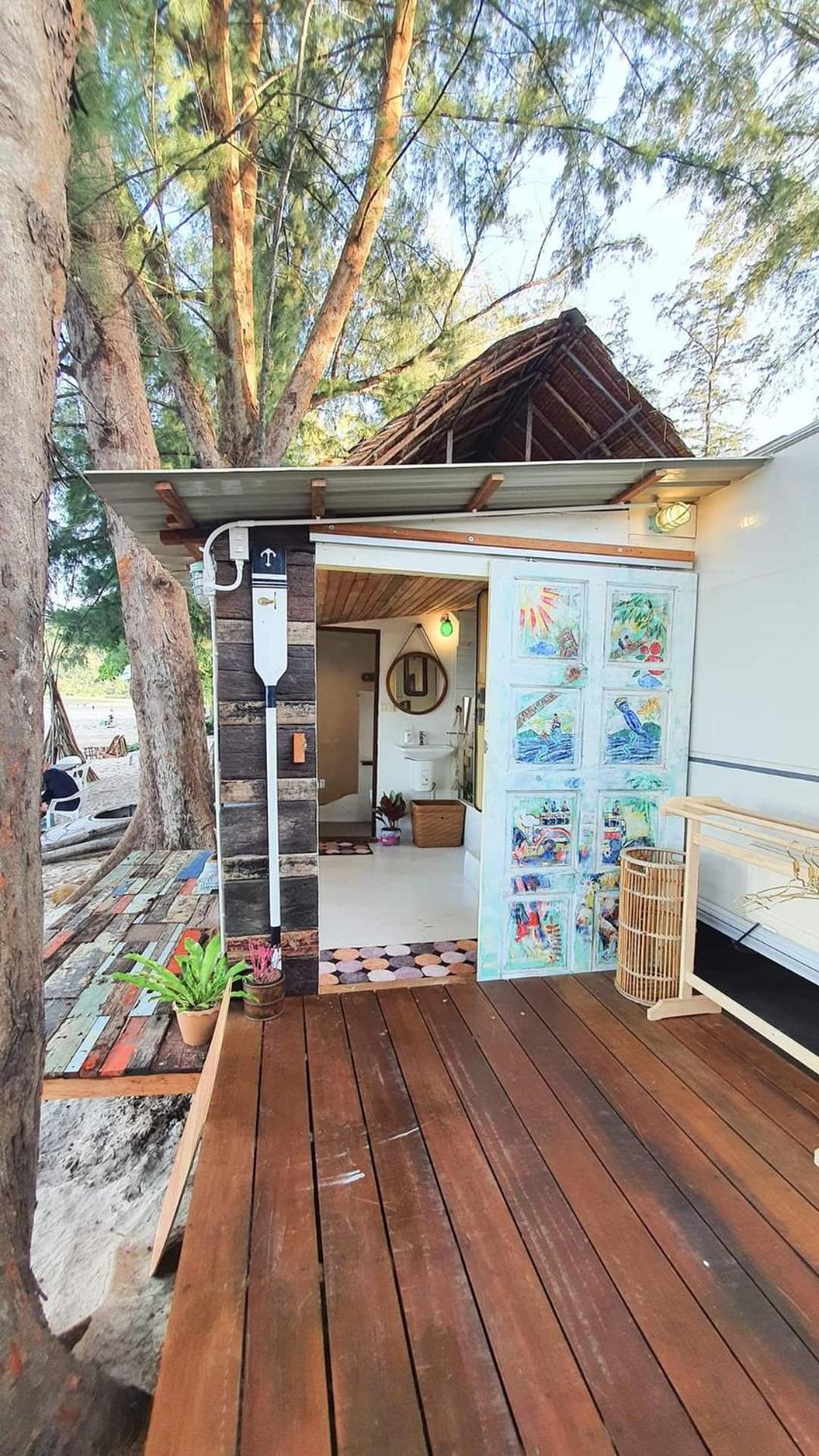 Resort Maliblues Bed & Art Gallery *
