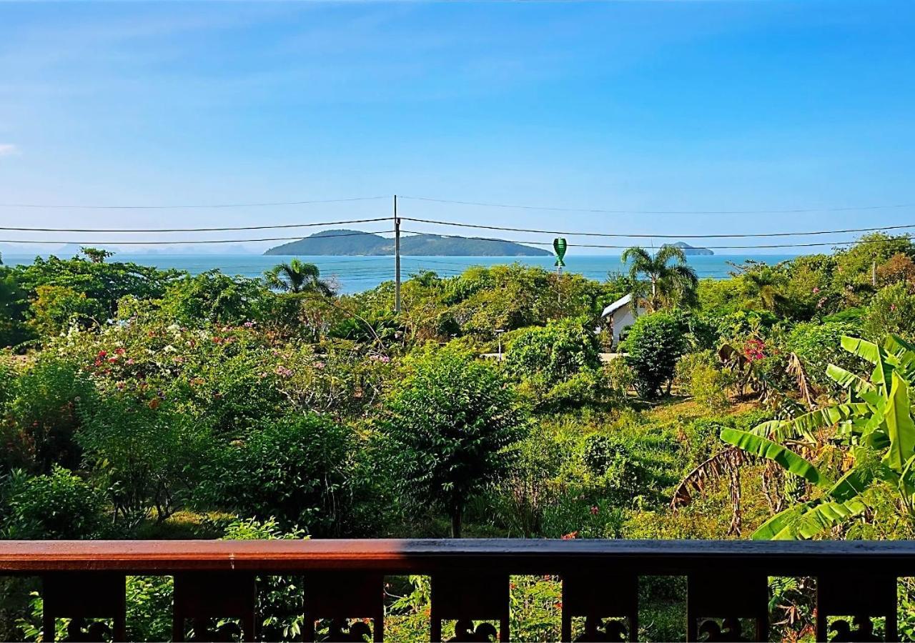 Koh Phaluay Eco