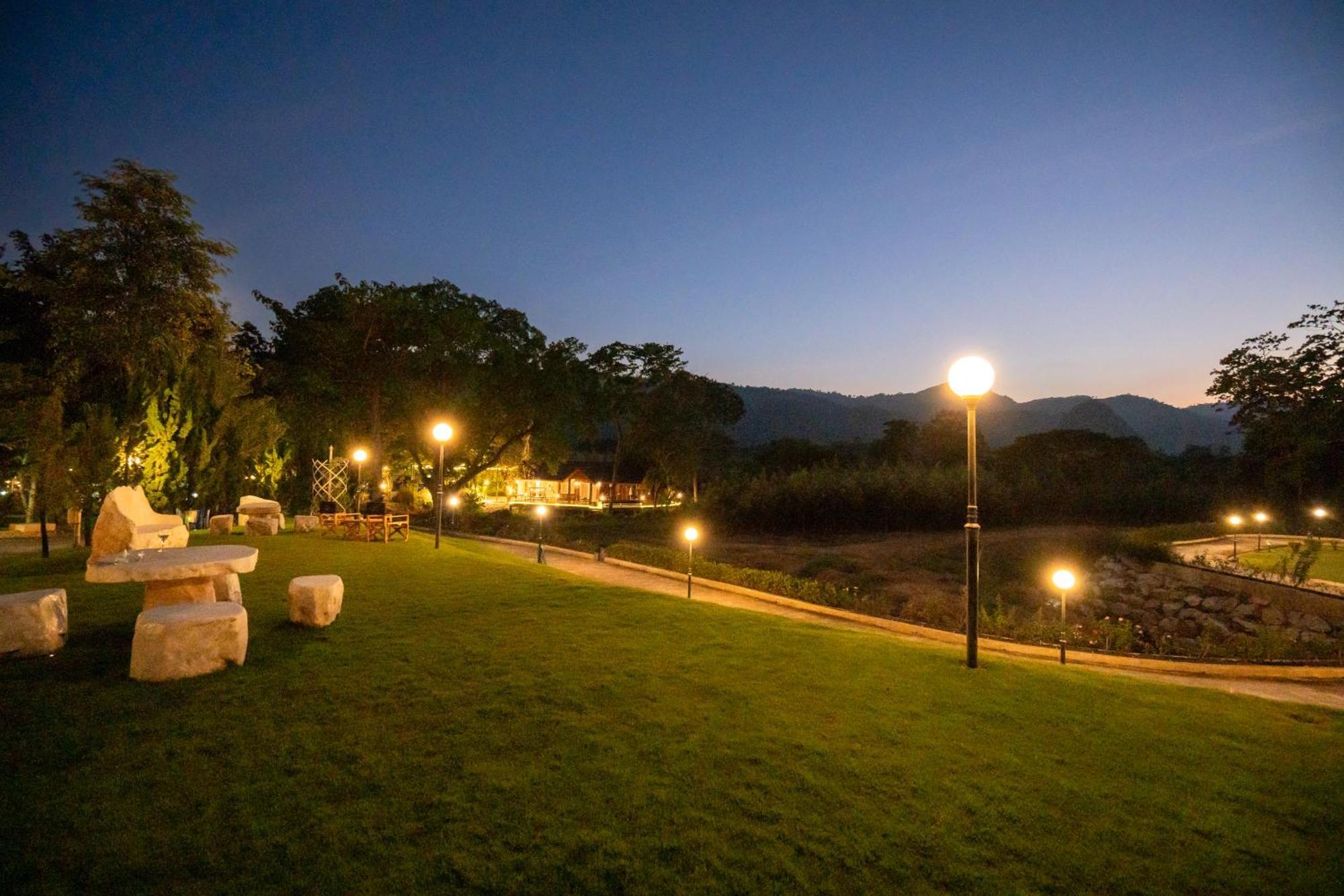 Thara Dara Khaoyai 4*