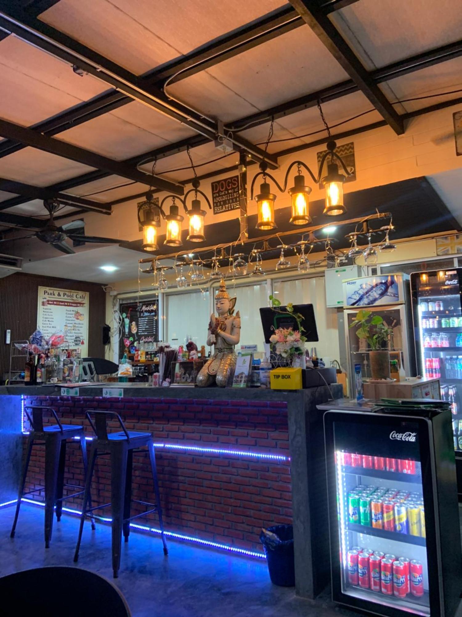 Park & Pool Hotel