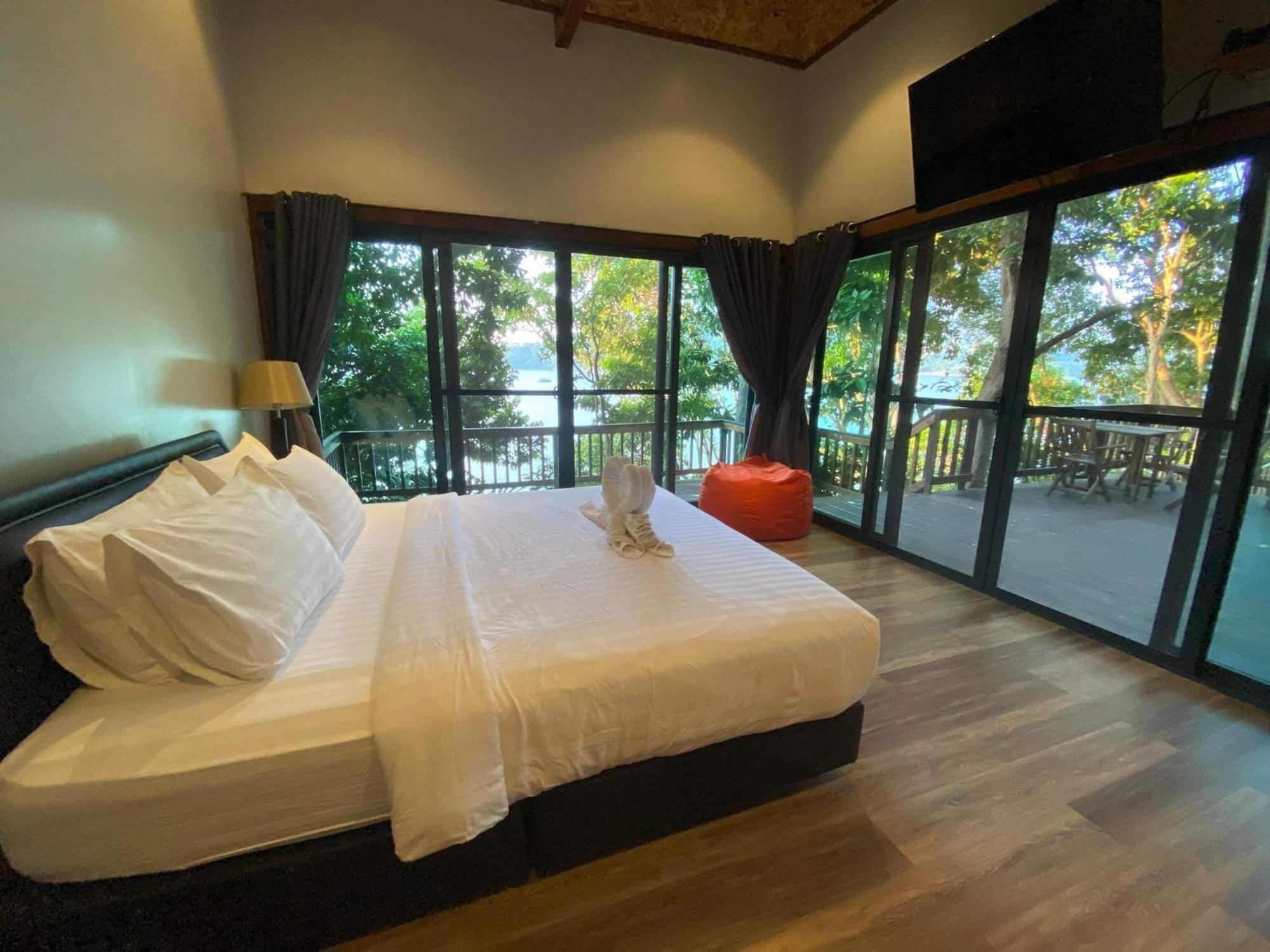 Cashewnut Cove Holiday home Koh Lipe