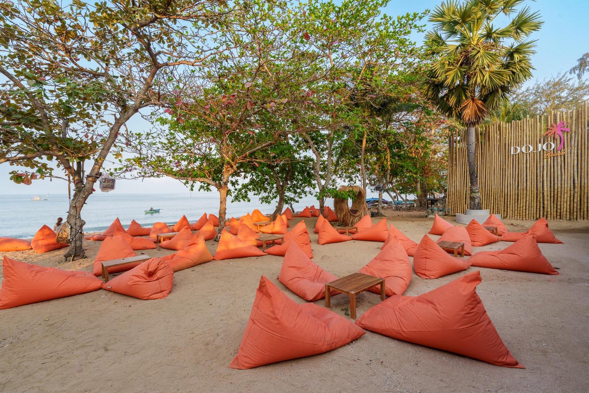 Dojo Poolvilla - Private Villa- Hotel Na Chom Thian