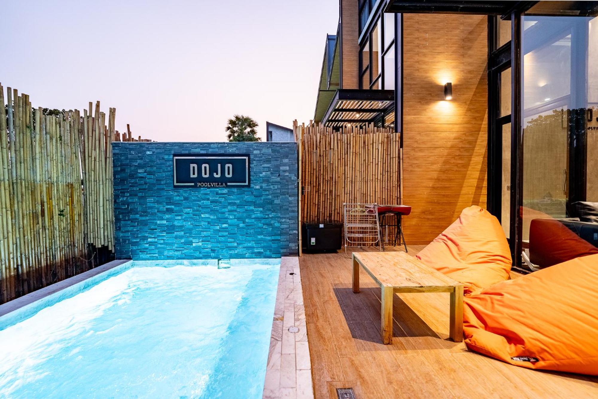 Hotel Dojo Poolvilla - Private Villa- Na Chom Thian