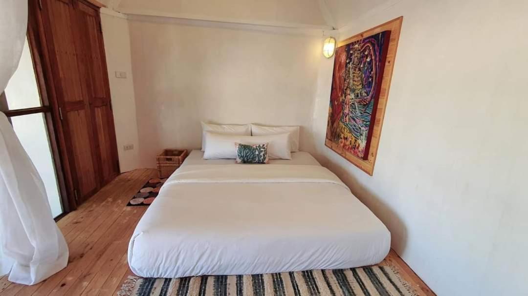 Maliblues Bed & Art Gallery Chumphon