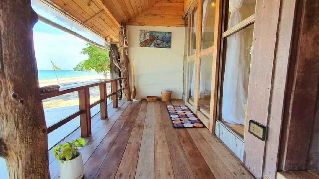 Resort Maliblues Bed & Art Gallery
