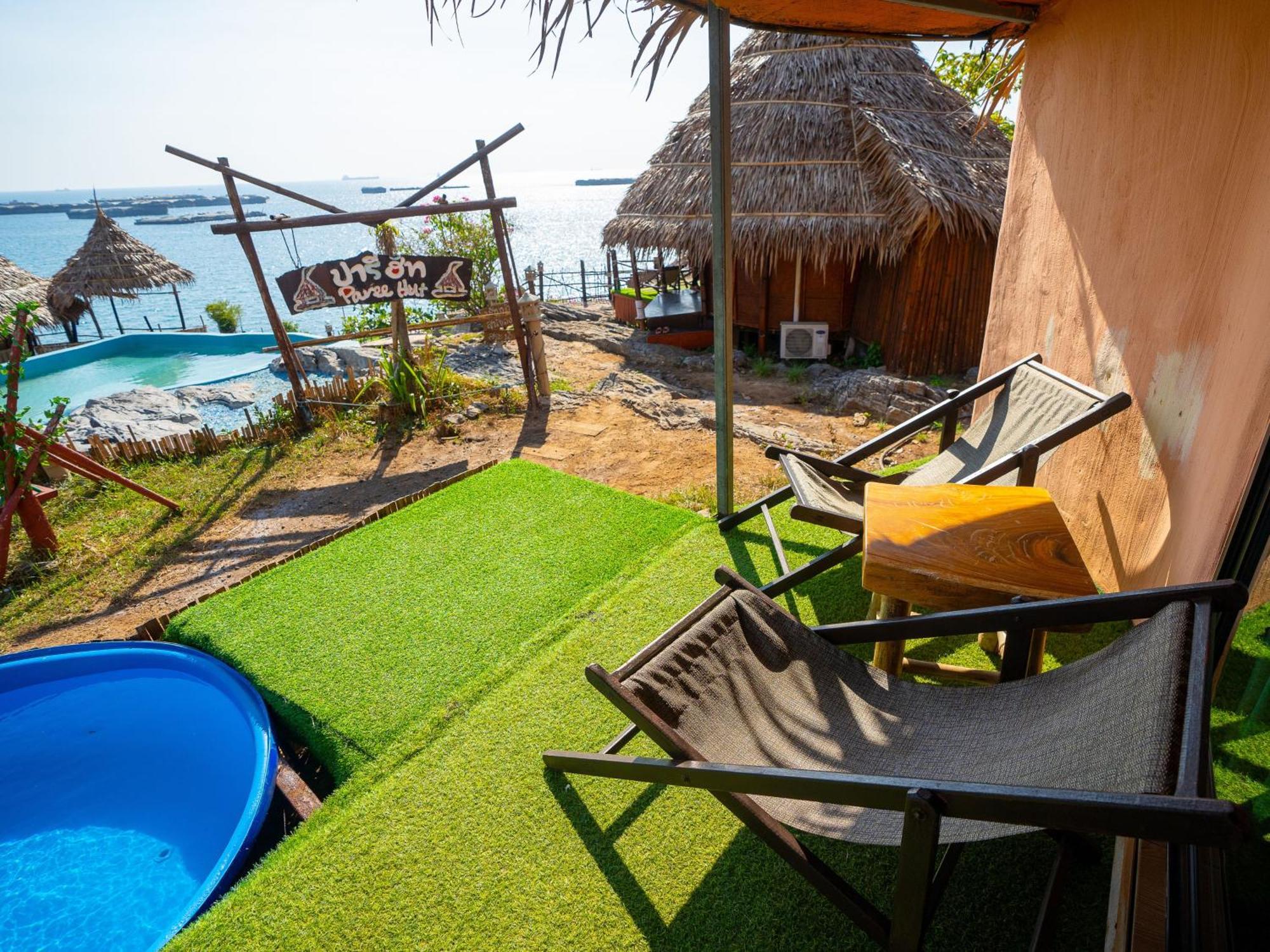 Pareehut Villa *