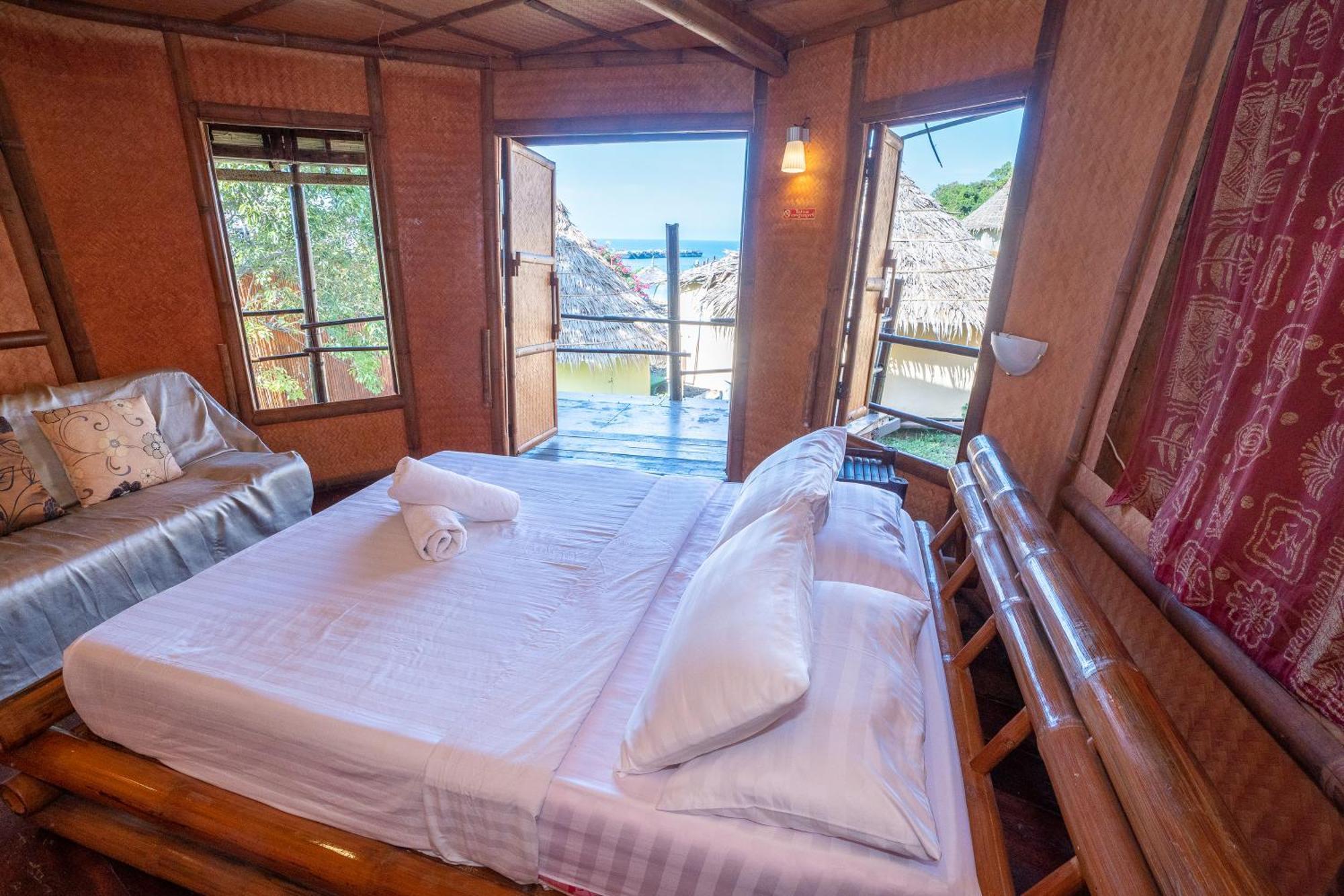 Villa Pareehut *