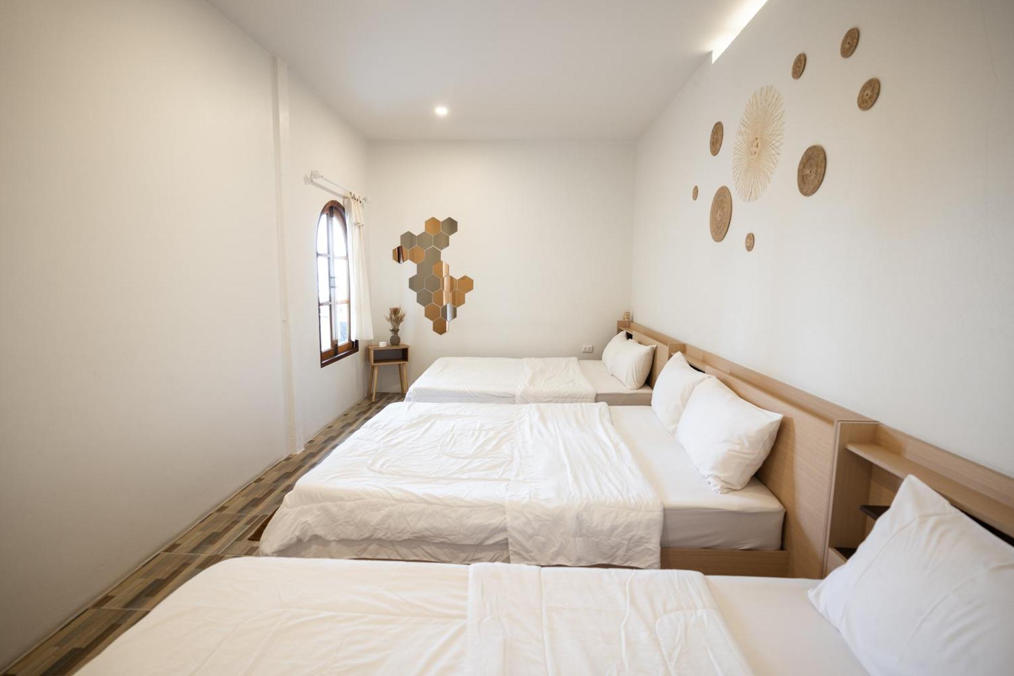 Tawaen Beach Villa Ko Lan