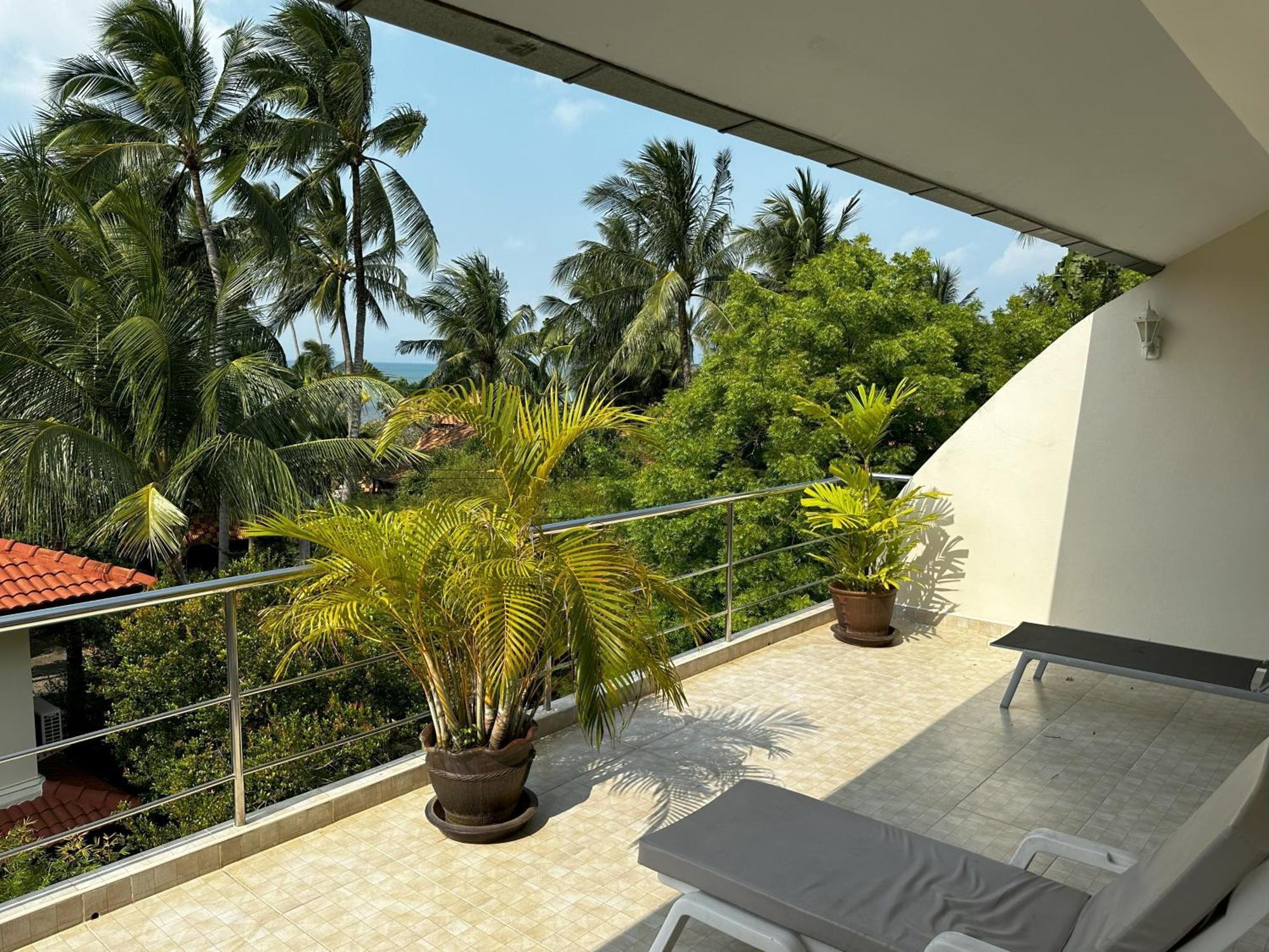 Beachside 3-bedroom Townhouse W Private Pool At 70 Meters From Apartment Ban Bang Po