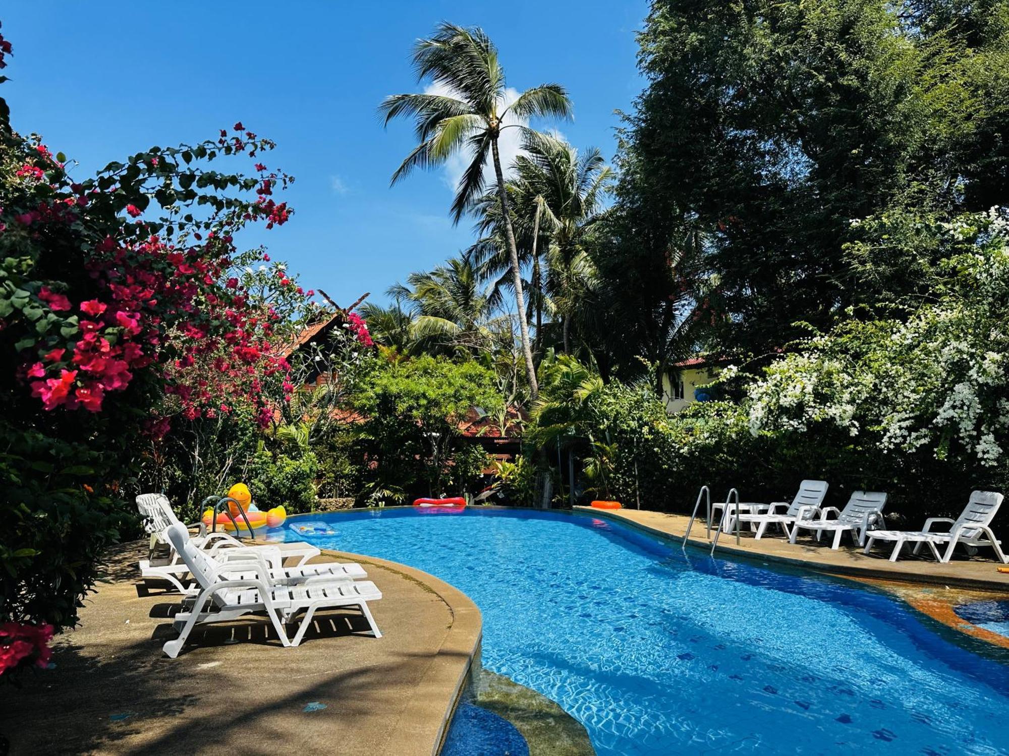 Beachside 3-bedroom Townhouse W Private Pool At 70 Meters From Apartment *
