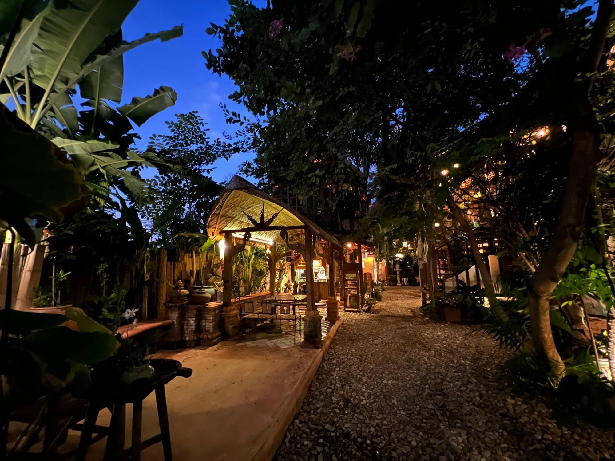 Villa Baanbooloo Village *