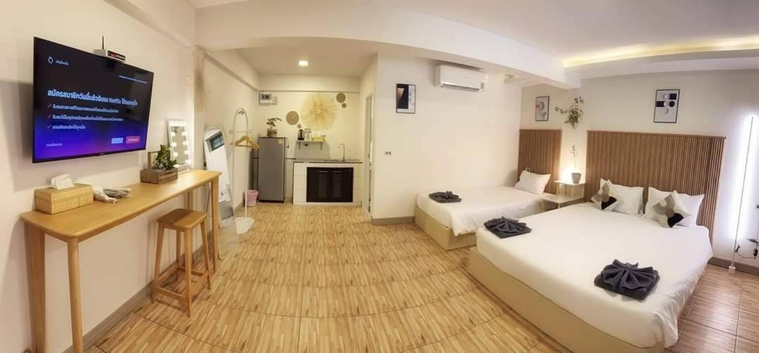 Palm Scenery Resort *