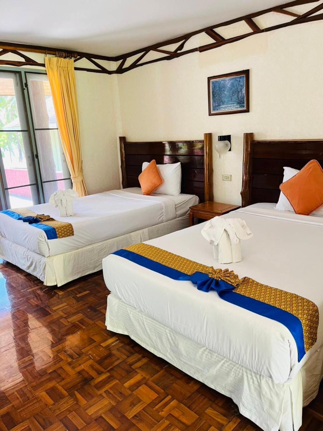 Koh Ngai Resort Resort 3*
