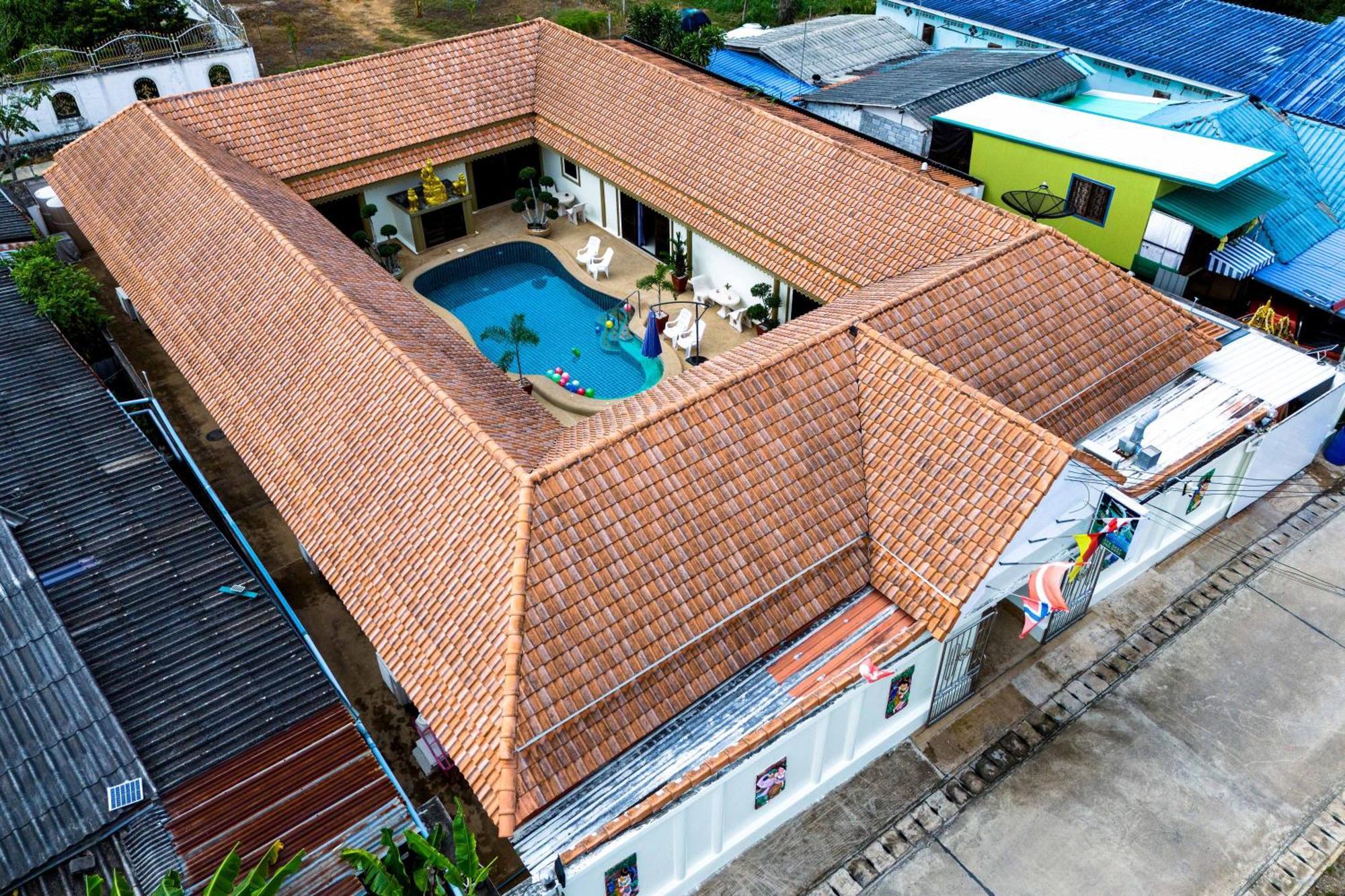 Siam Court And Villa *