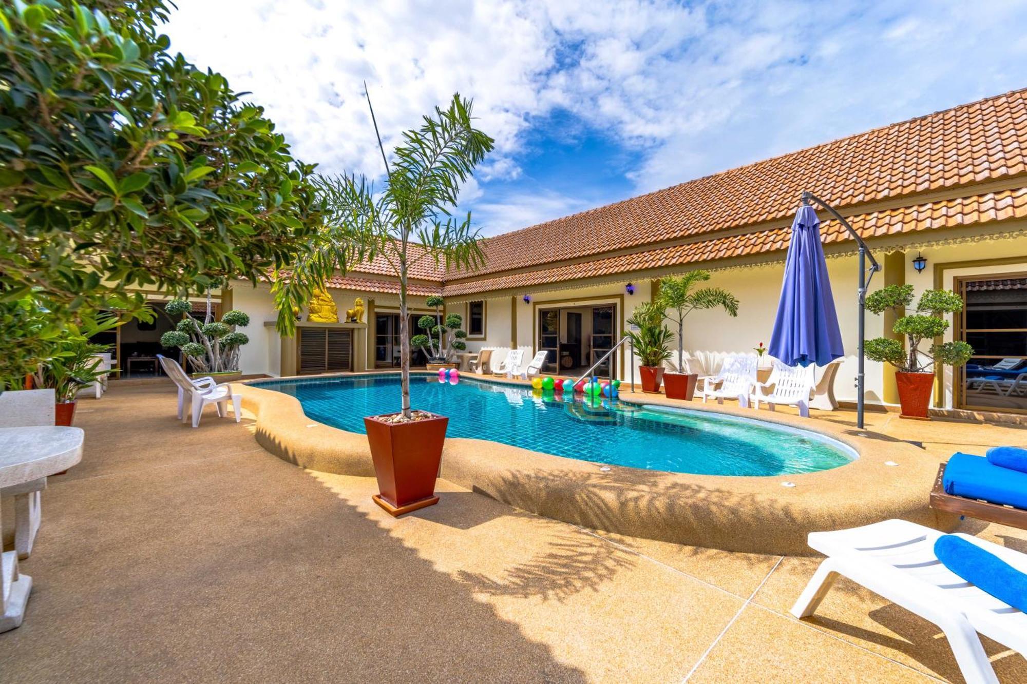 Siam Court And