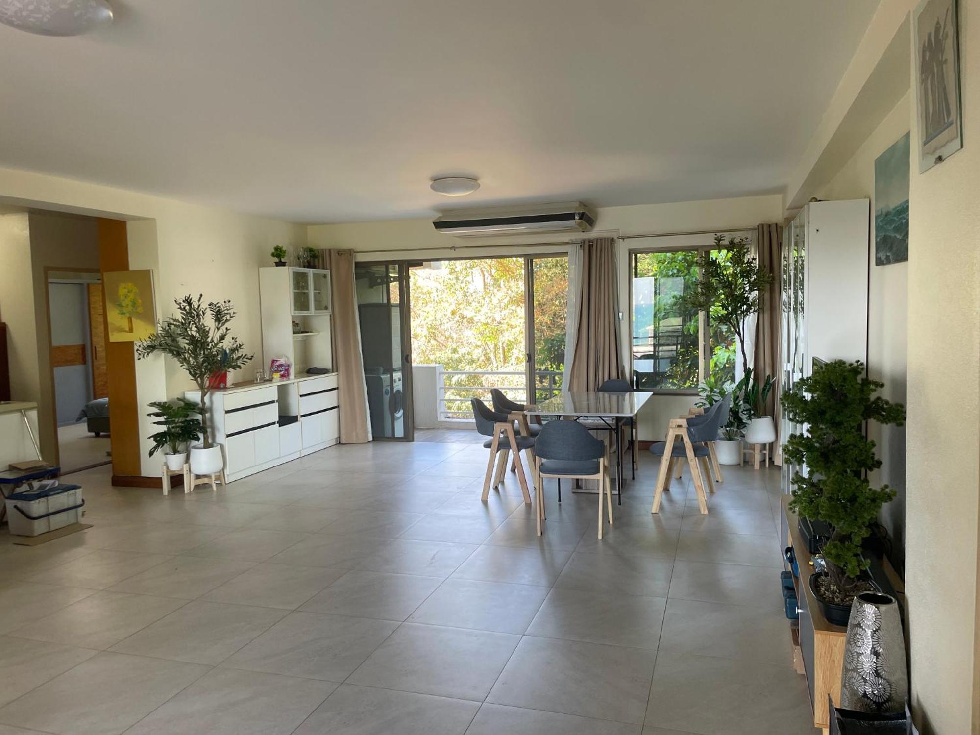 Triplet Rayong Seaview Private Beach Apartment *