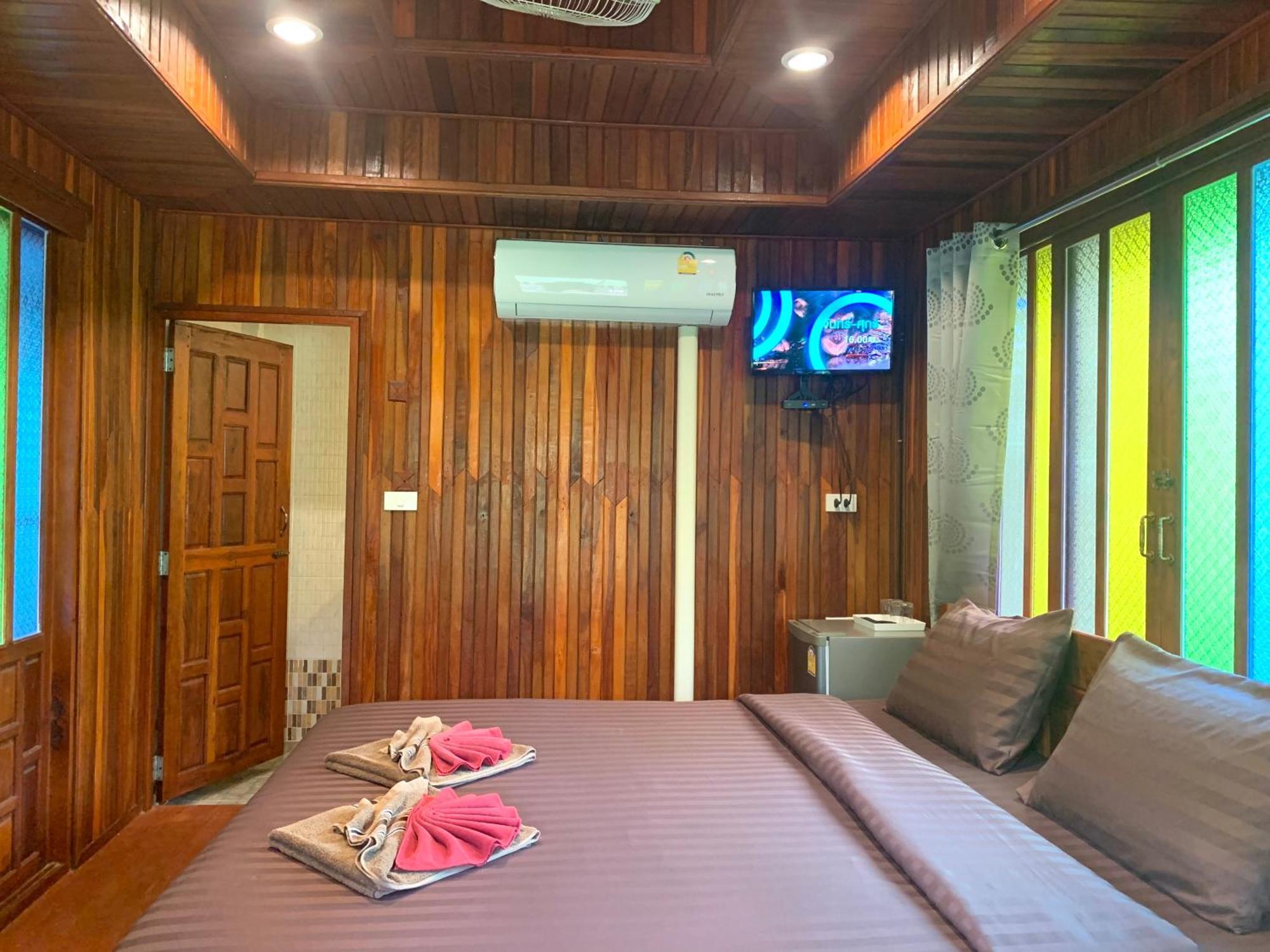Kohkoodfarmstay Ko Kut