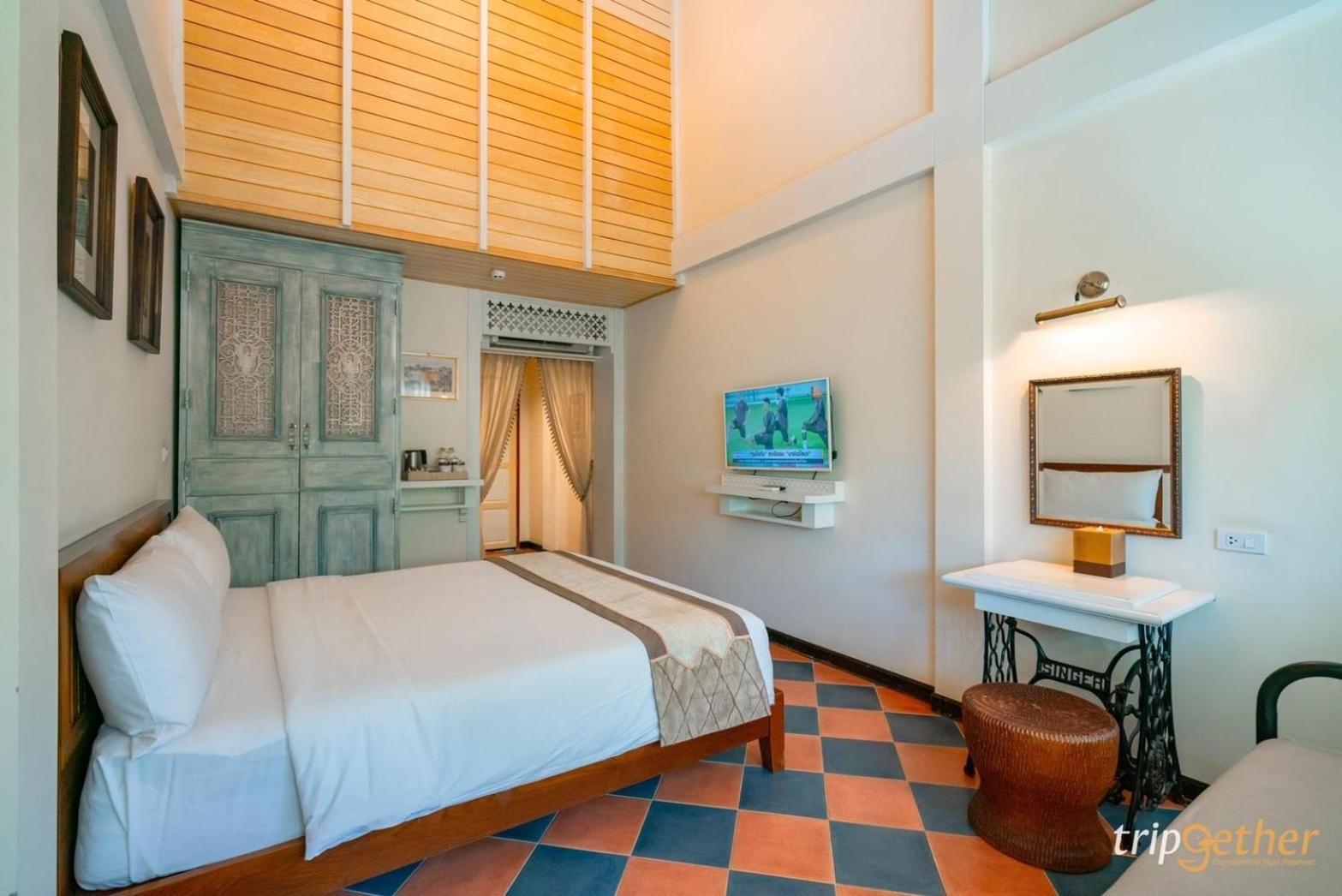 Resort Chuchaiburi Sri