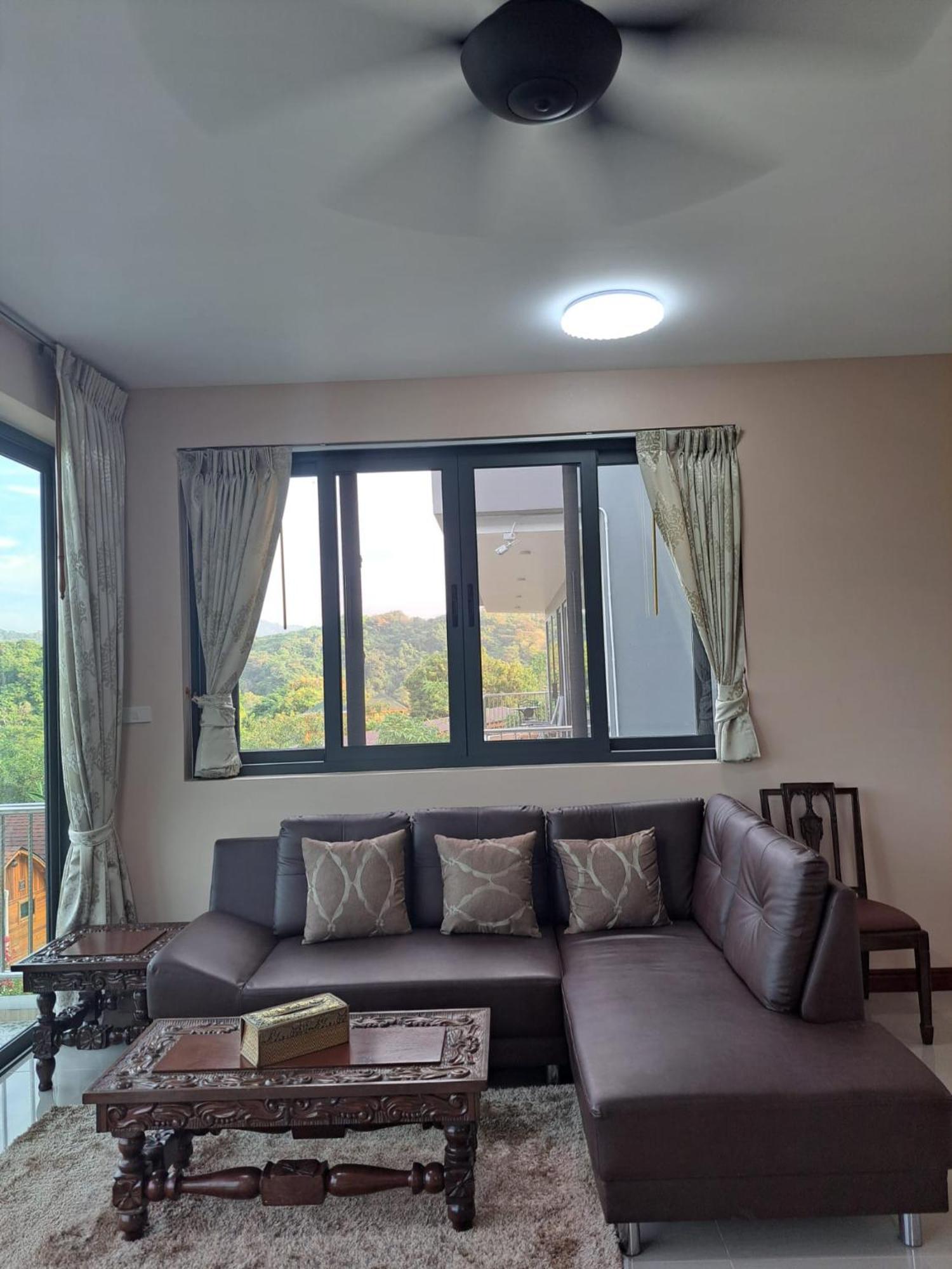 Seaview Eagles Nest Apartamento