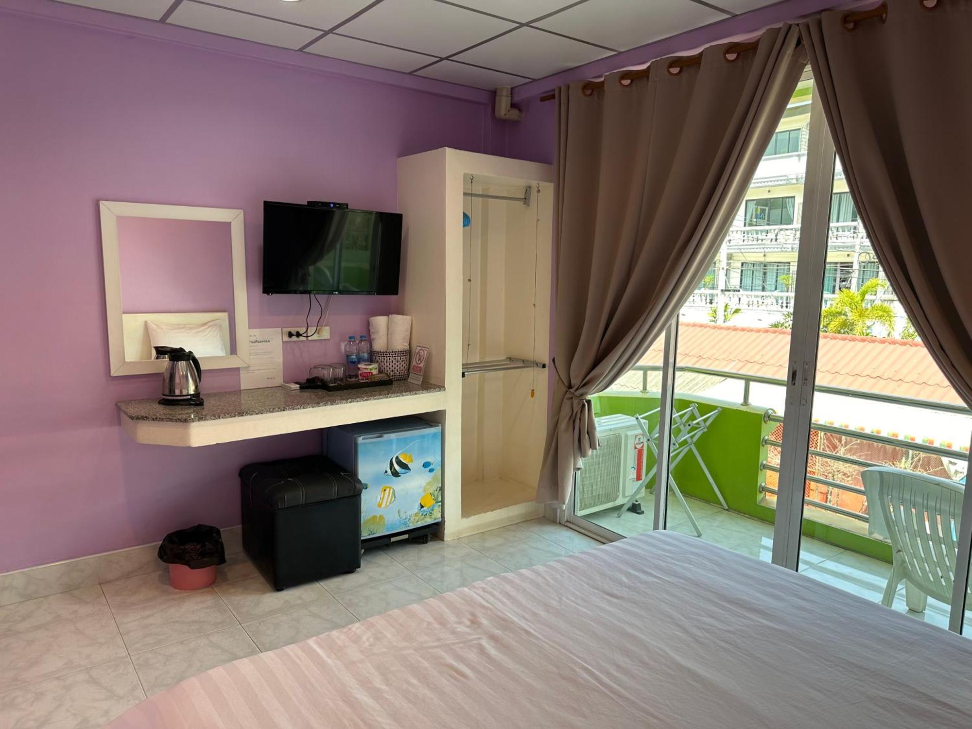 Baan Keang Talay Cha Am Guest house