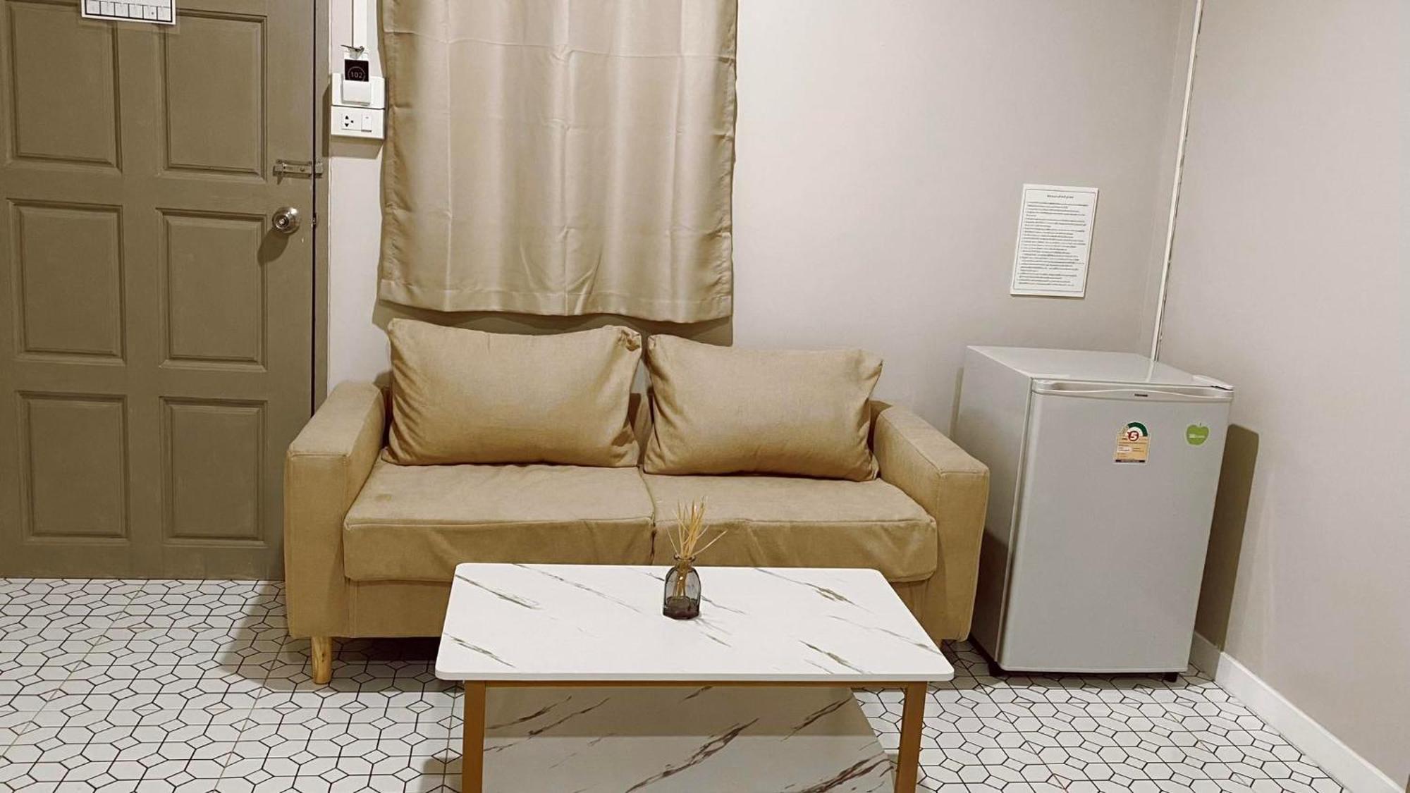 Juni House Bed & Breakfast *