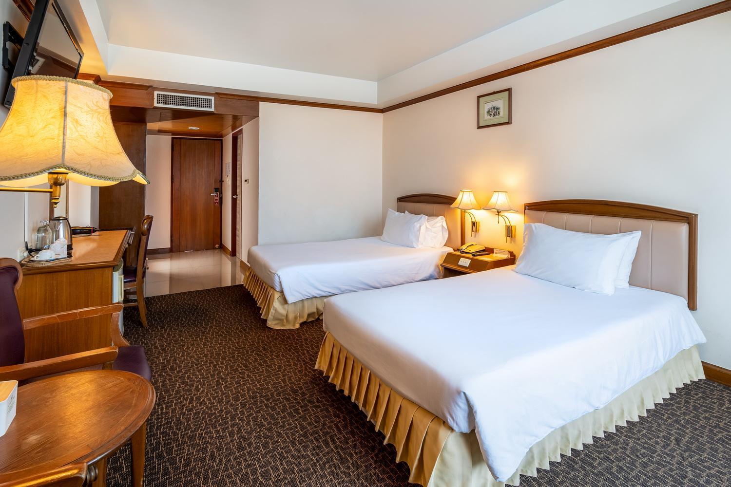 V.l. Hatyai Hotel