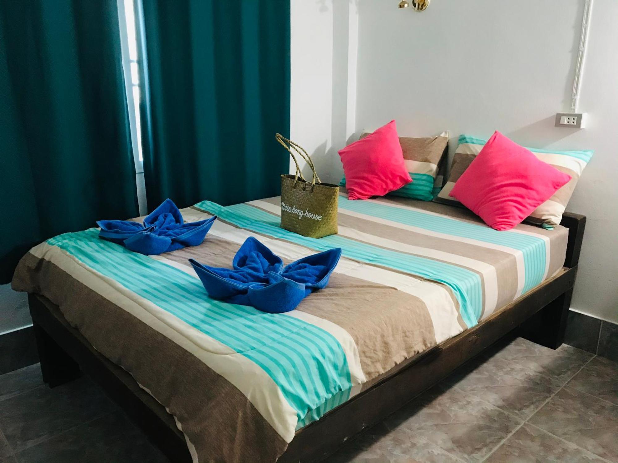 Guest house Miss Hong House 2*