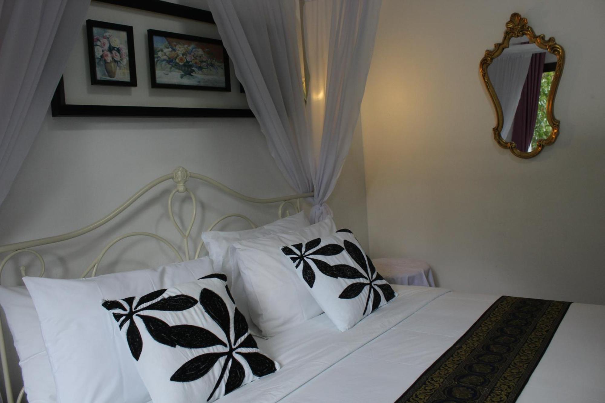 White Elephant Resort Surin