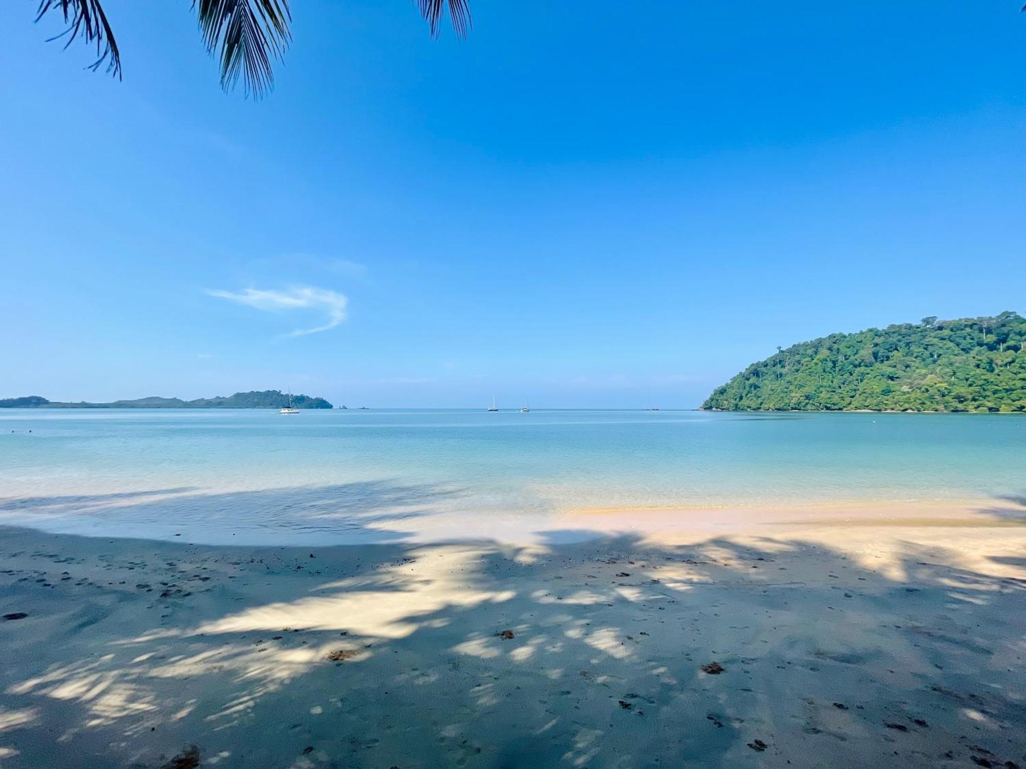 Sunny Cove Koh Phayam Resort