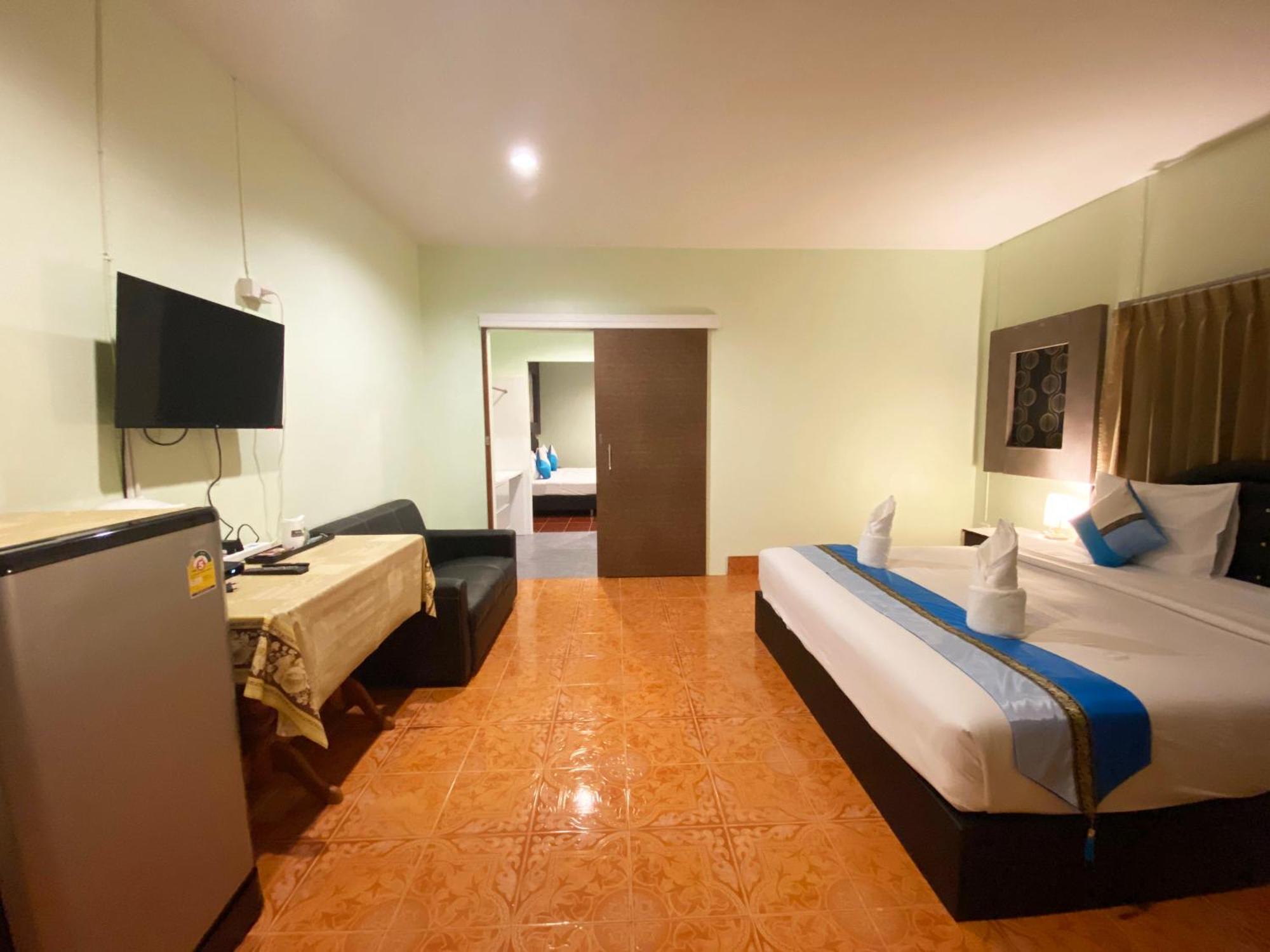 Khaolak Grand 3*
