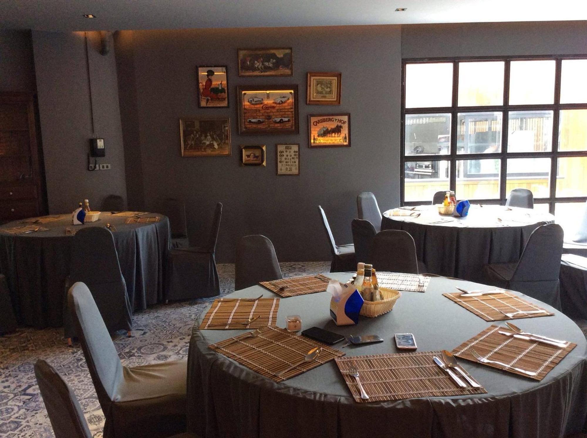 Loft Mania Boutique Hotel 4*