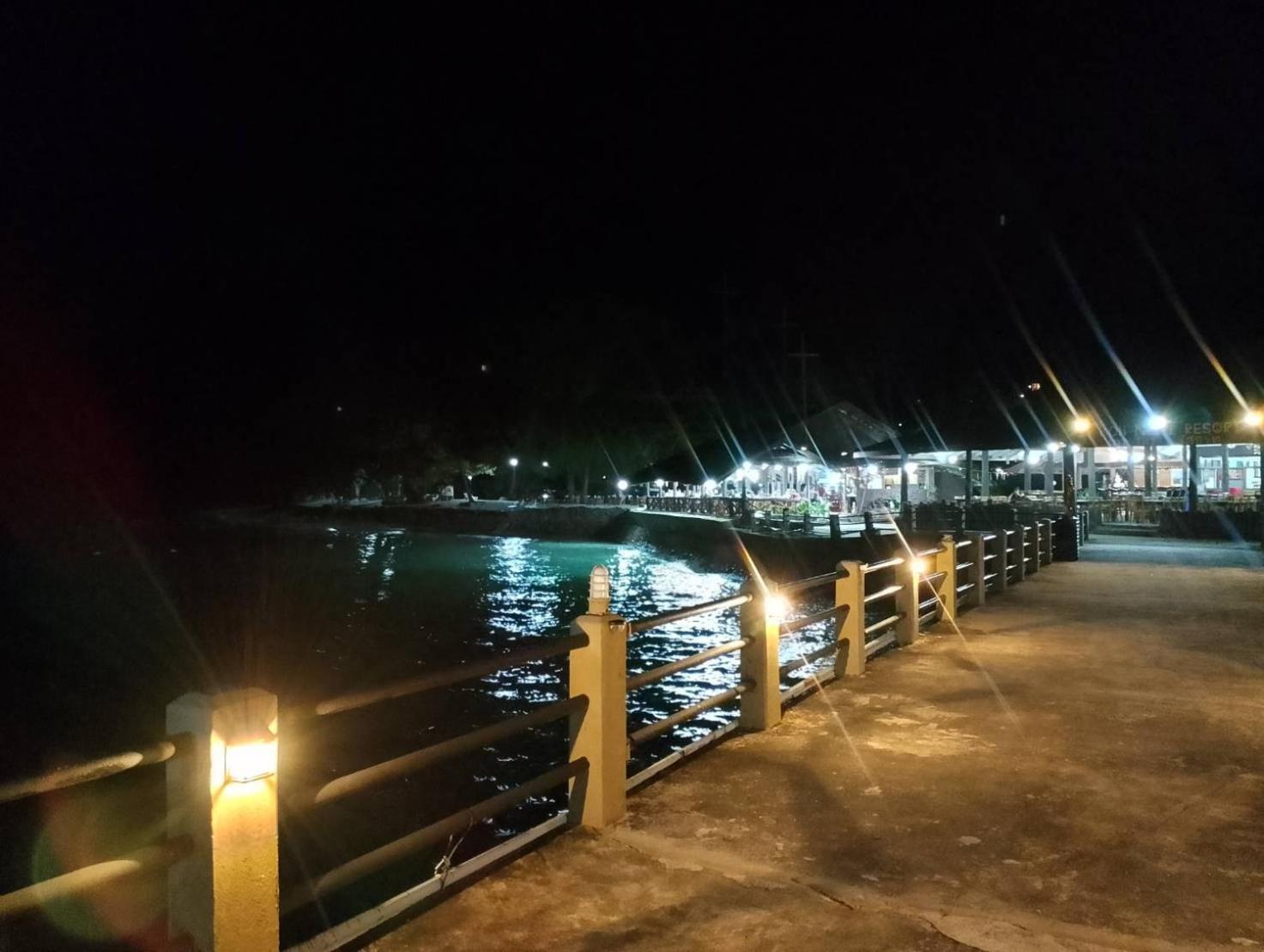 Koh Ngai Resort Resort