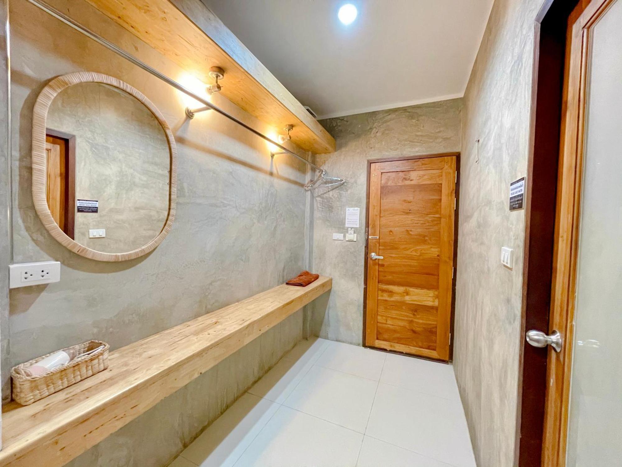 Check-in Hotel Ko Lan