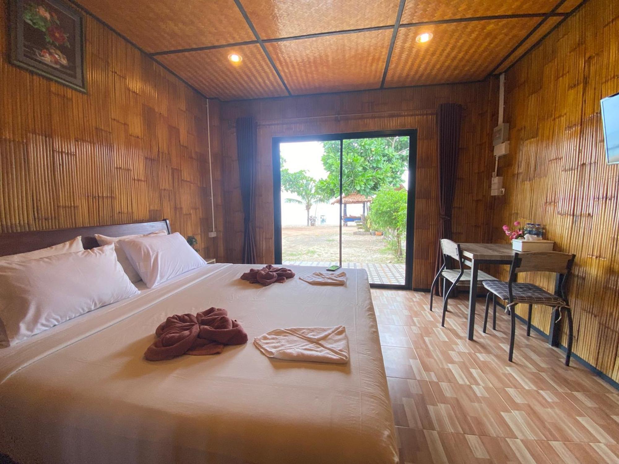 Lanta Wild Koh Lanta