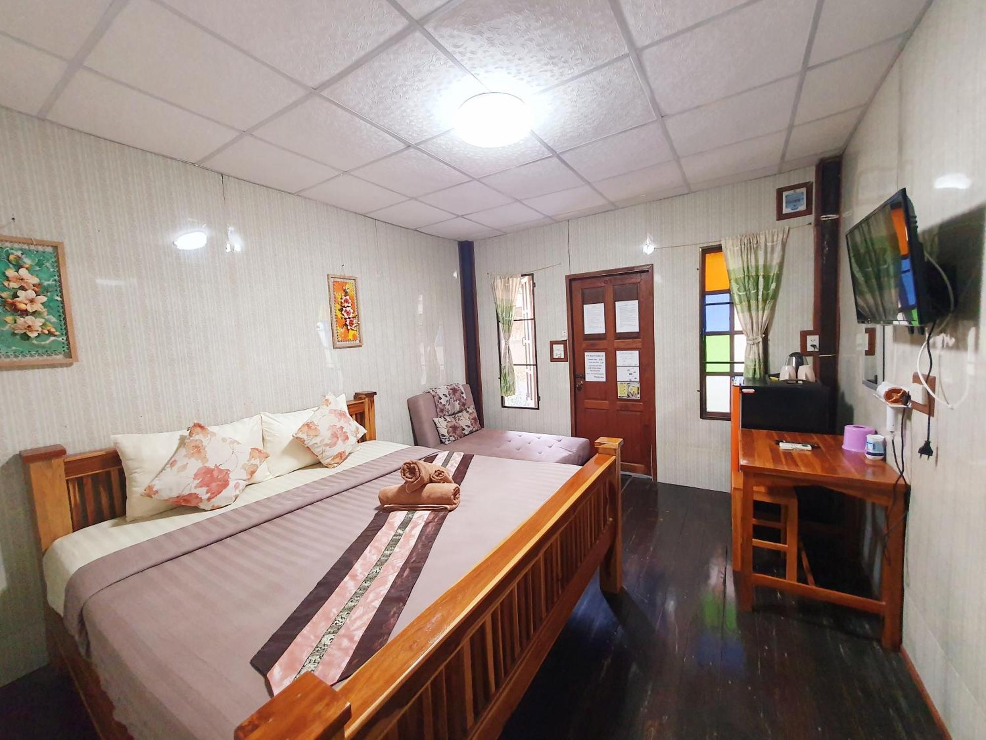 Guest house Ktt And Motorbike & Bicycle For Rents