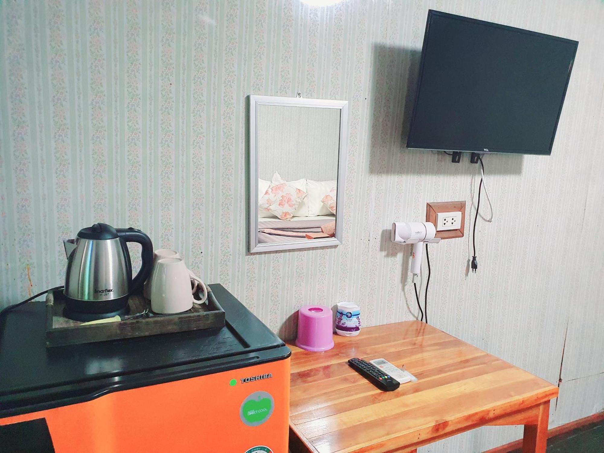 Guest house Ktt And Motorbike & Bicycle For Rents 2*