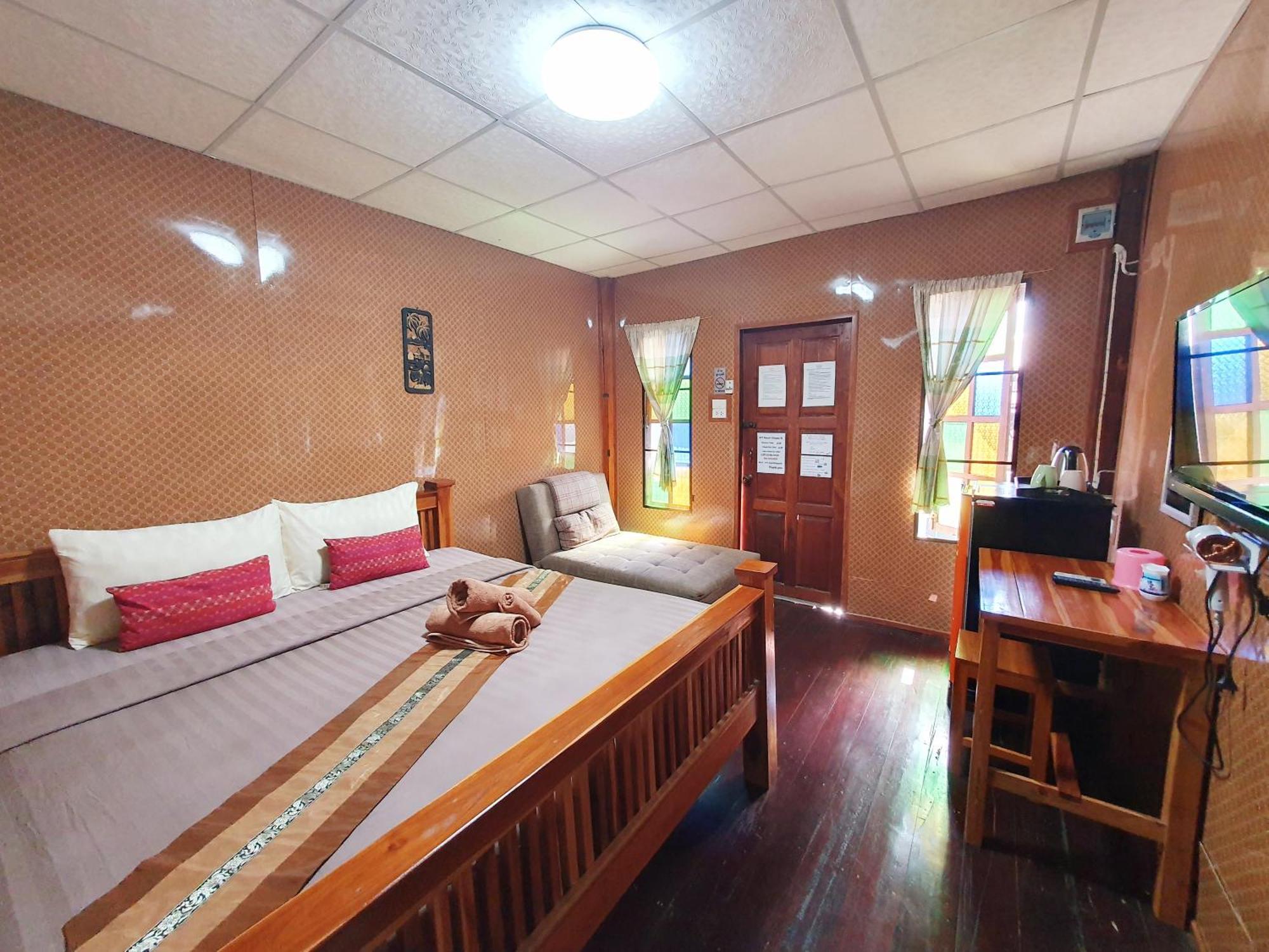 Ktt And Motorbike & Bicycle For Rents Guest house 2*