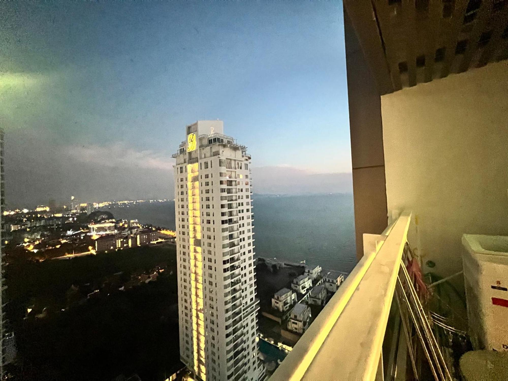 Veranda Sea View By Thita Apartment