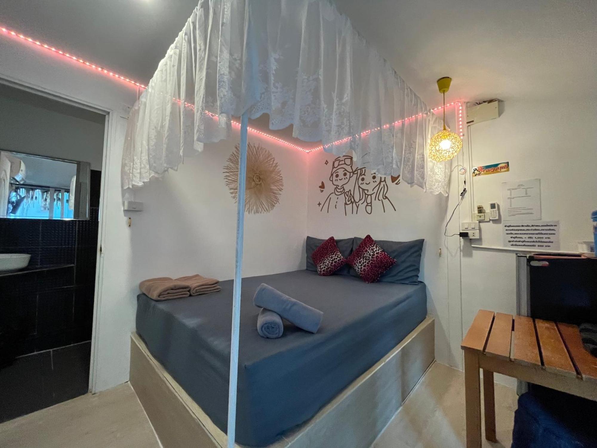 Miyabi Koh Larn & Lisaa Koh Larn Lodge