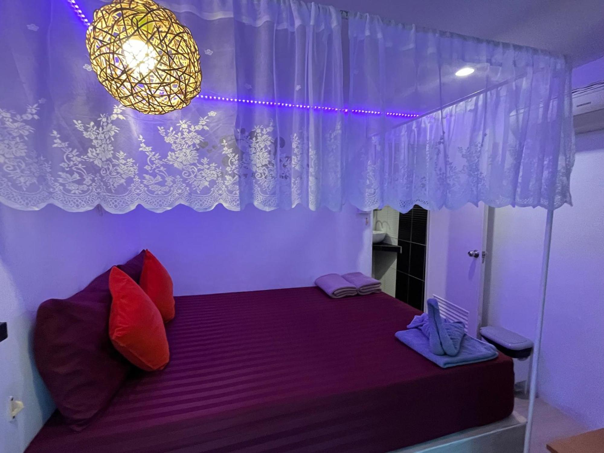 Miyabi Koh Larn & Lisaa Koh Larn Alojamento *