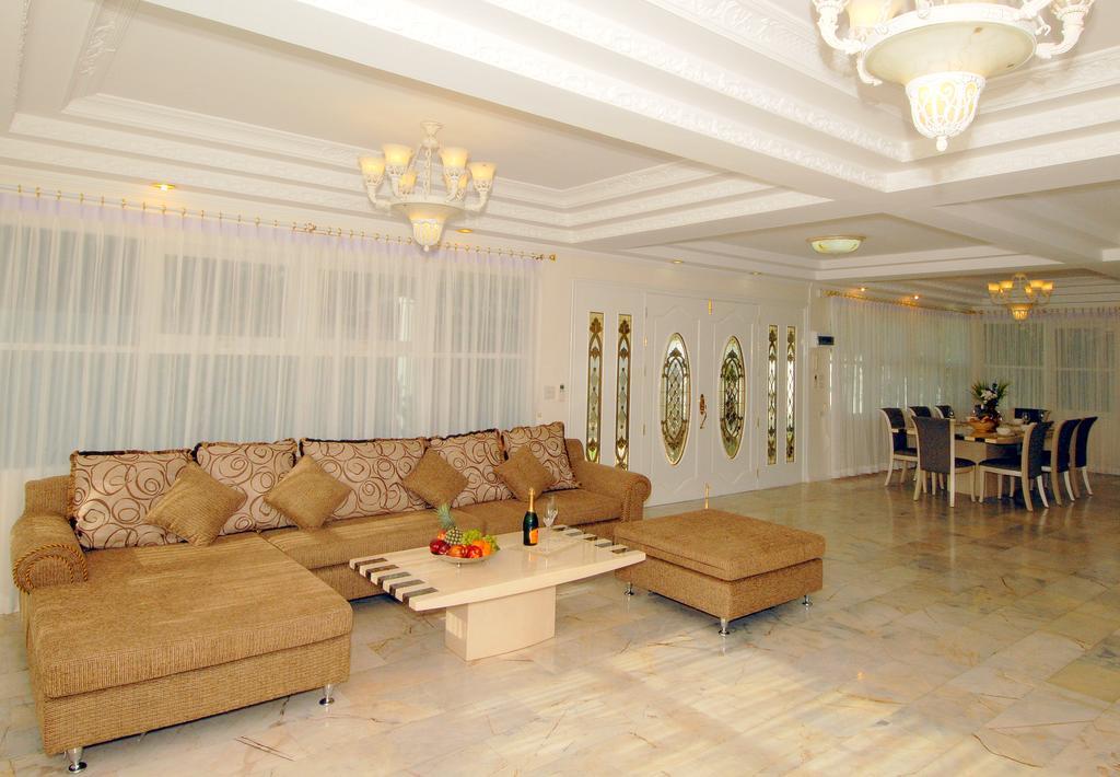 Villa Dolce Vita Thalang