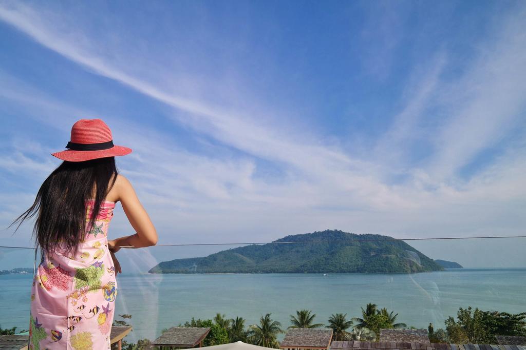 Almali Luxury Rawai