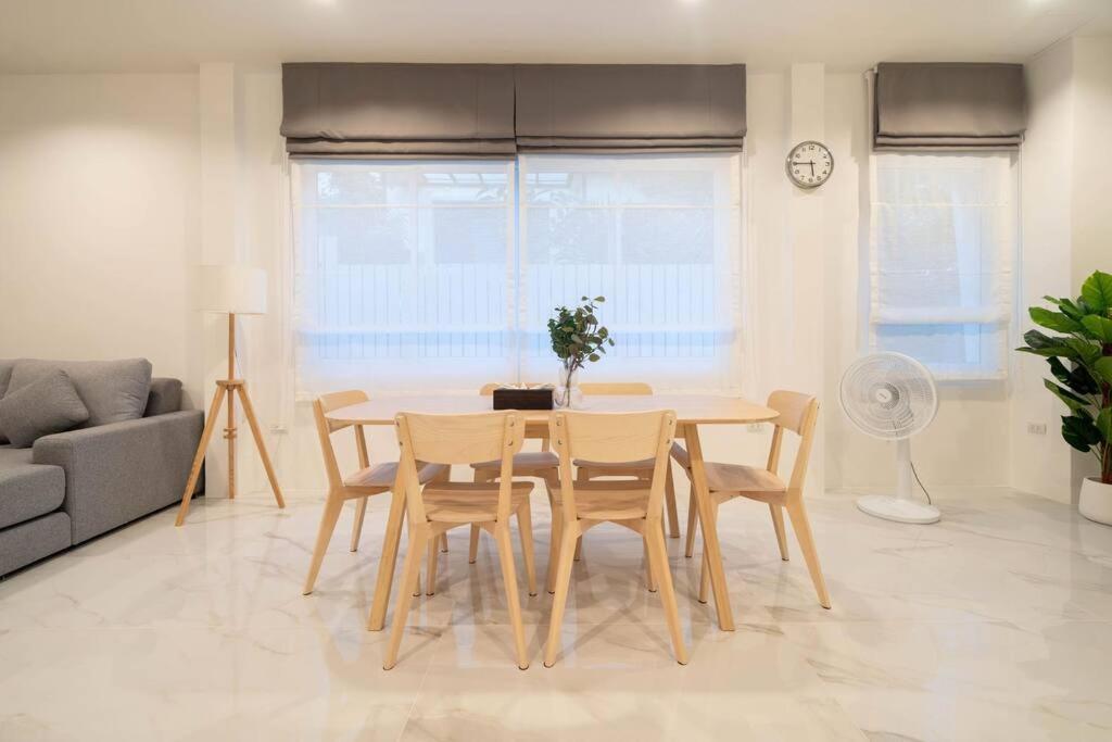 Apartamento 2br Townhome 300m Walk To Fully Equipped