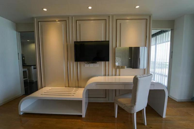 Serene Phla And Restaurant 5*