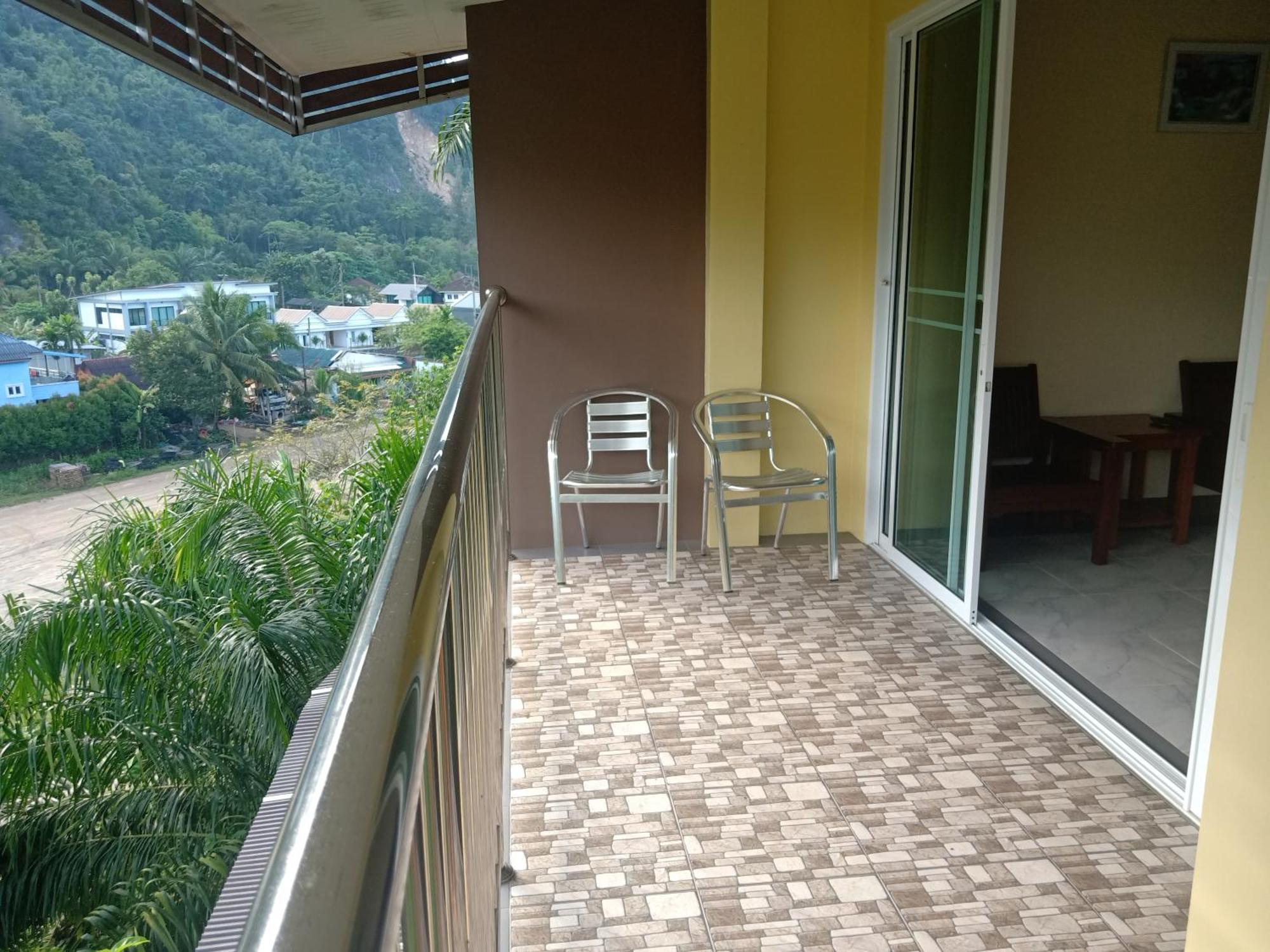 Palm Kaew Resort 2*