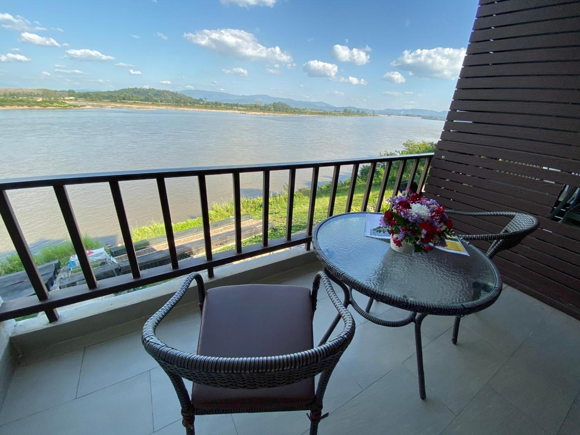Siam Triangle Chiang Sean 4*