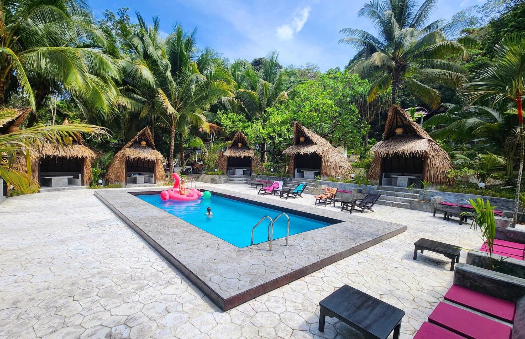 Flower Power Farm Village Resort