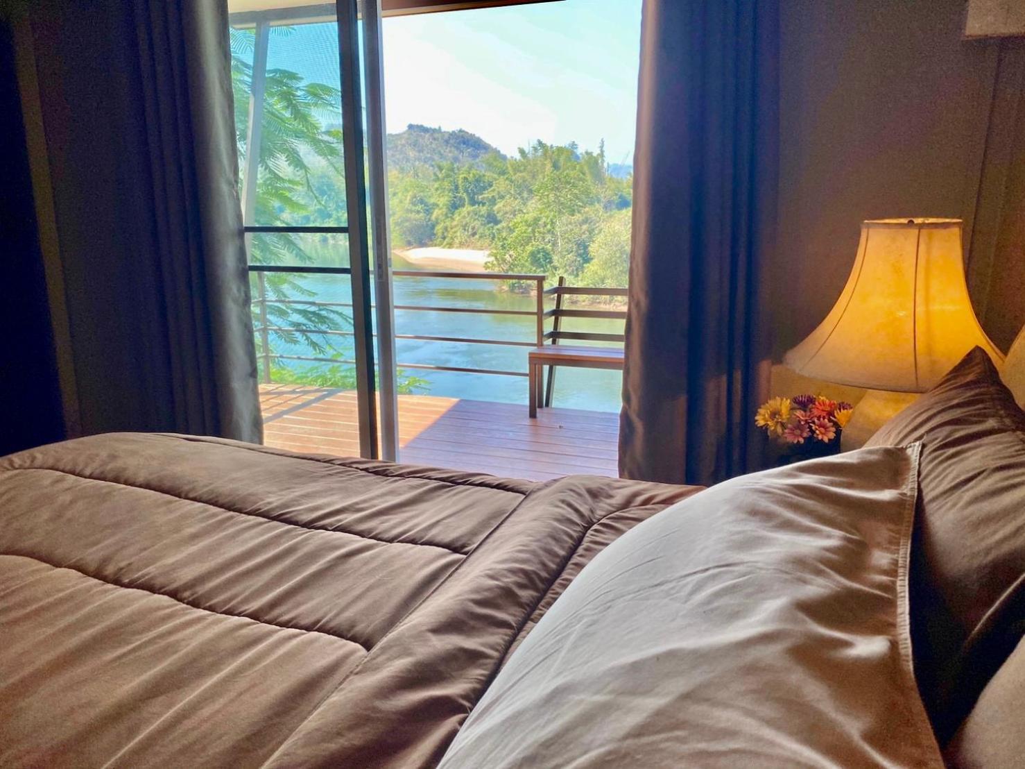 Kwainoy Riverpark 3* Sai Yok